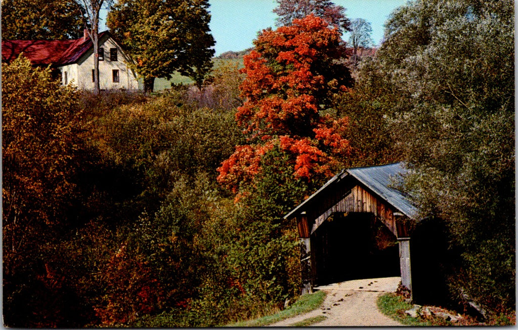 VT, STOWE - Covered Bridge, Stowe Hollow Bridge postcard - NL0677