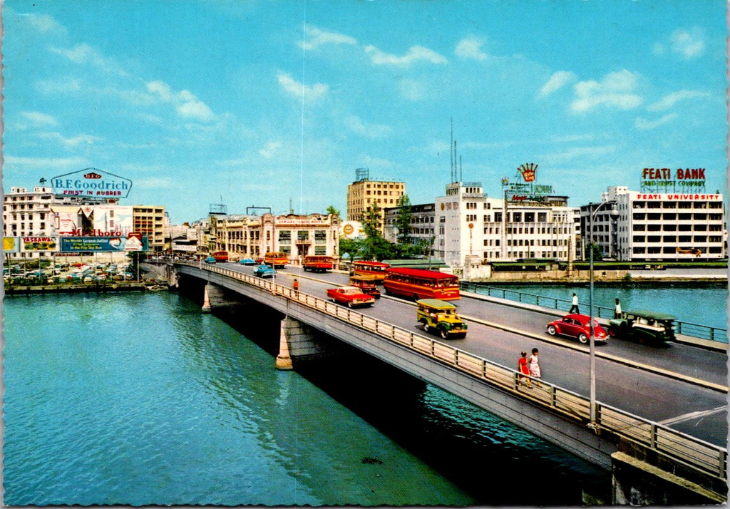 Foreign postcard - MANILA, Philippines - MacArthur Bridge, bldg signs - NL0745