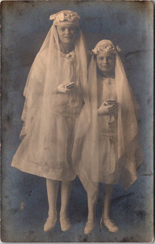 People - Children - Girls in their religious dresses & veils RPPC - NL0888