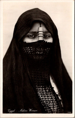 People - Native Dress - EGYPT - close up of woman RPPC - NL0930