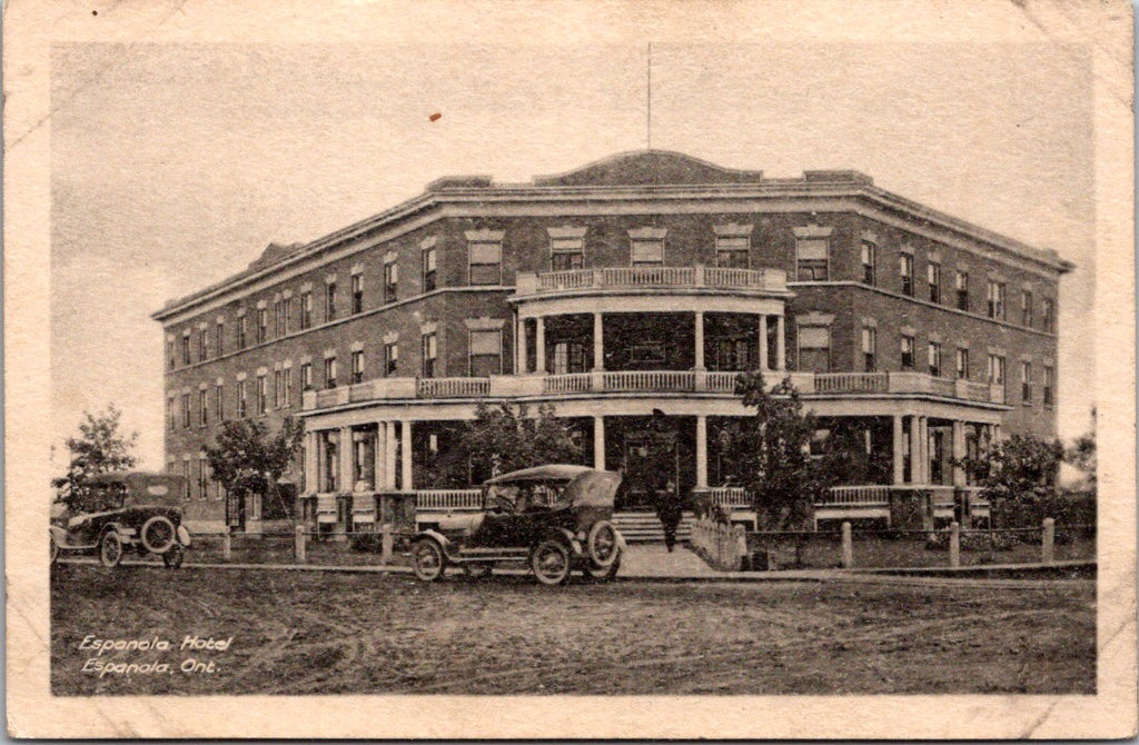 Canada - ESPANOLA, ON - Espanola Hotel, cars, people etc postcard - QC0058