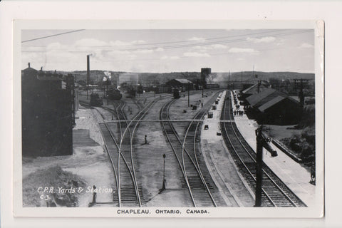 Canada - CHAPLEAU, Ont - CPR Yards and Station RPPC postcard - QC0073