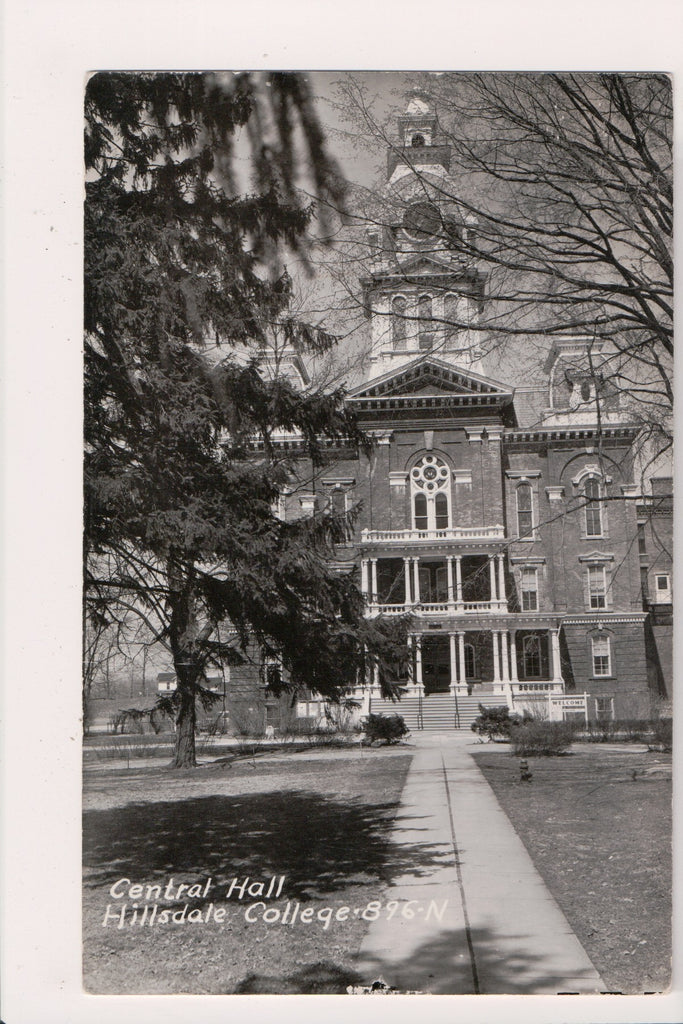 MI, HILLSDALE - Hillsdale College, Central Hall - RPPC postcard - R00366