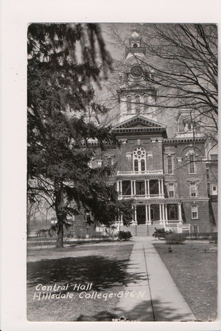 MI, HILLSDALE - Hillsdale College, Central Hall - RPPC postcard - R00366