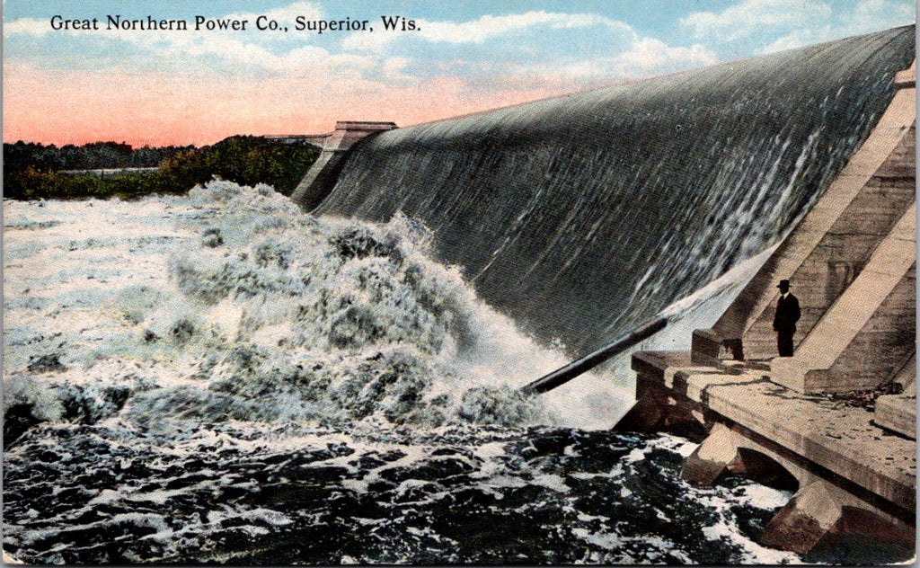 WI, Superior - Great Northern Power Co dam, with a man in a hat postcard - S0155