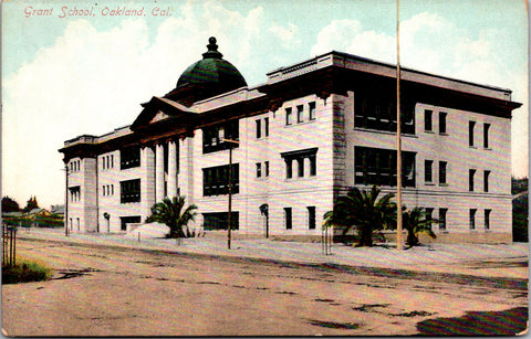 CA, OAKLAND - Grant School - Newman Postcard Co - SH7309