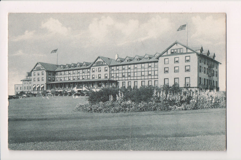 NY, BLUFF POINT - Hotel Champlain on Lake Champlain - SL3034