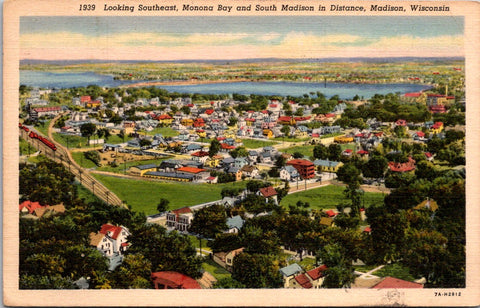 WI, MADISON - South Madison and Monona Bay - Bird eye view postcard - W01229