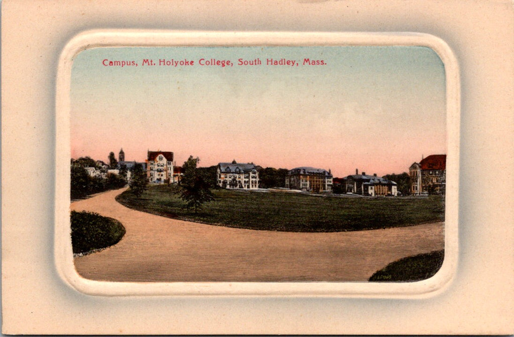 MA, SOUTH HADLEY - Mt Holyoke College Campus bldgs - Scott Photo postcard