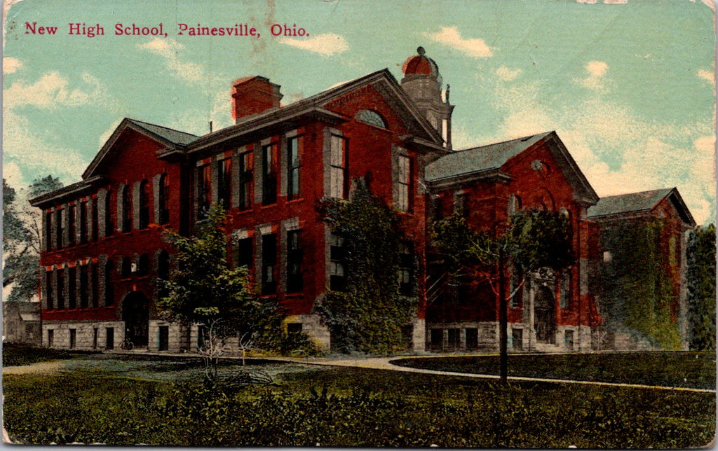 OH, PAINESVILLE - High School (New) - @1913 postcard - w03256