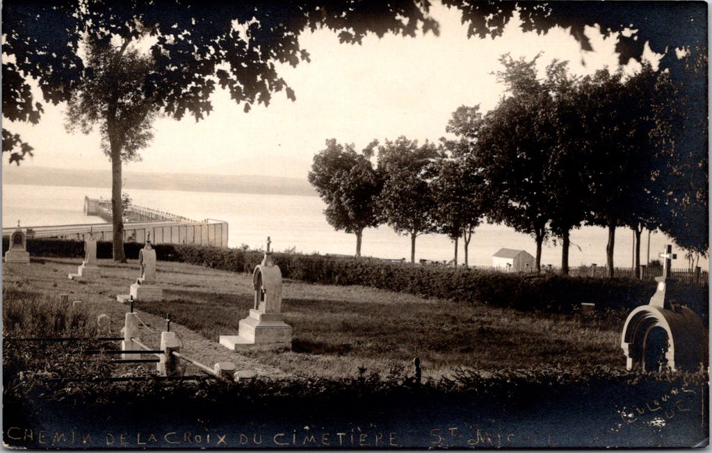 Canada - ST MICHEL, QUE - Chemin de la Croix du Cemetiere RPPC- w04803