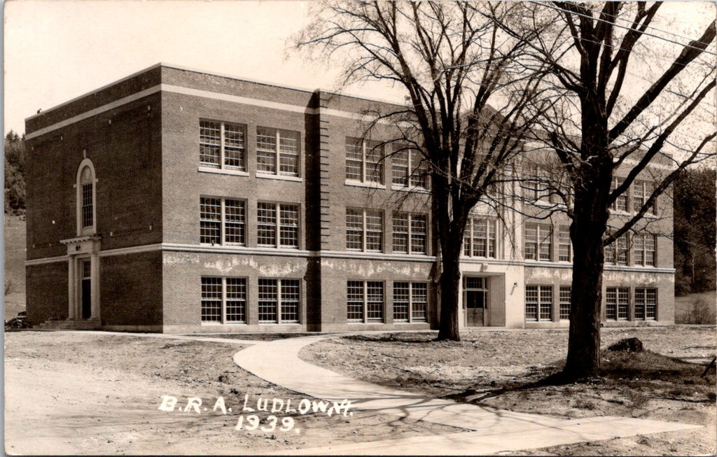 VT, LUDLOW - B R A School - RPPC - WK0008