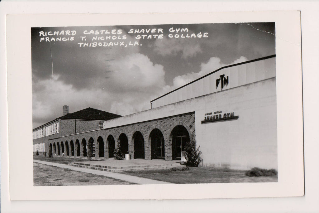 LA, THIBODAUX - Richard Castles Shaver Gym, State College - 1967 RPPC - WK0016