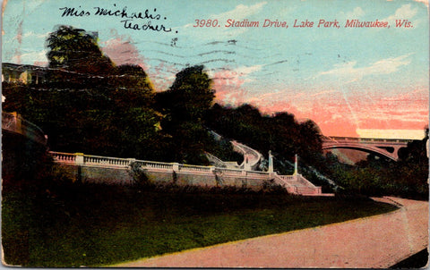 WI, MILWAUKEE - Stadium Drive, Lake Park - 1913 postcard - wk0147