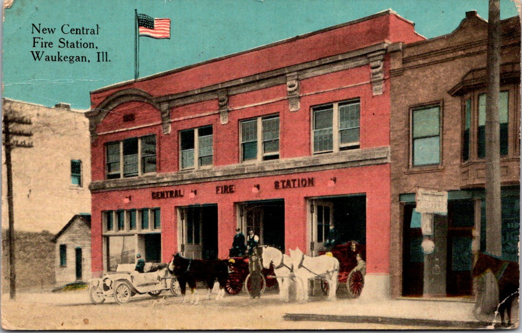 IL, WAUKEGAN - Central Fire Station (New) - postcard - wk0183