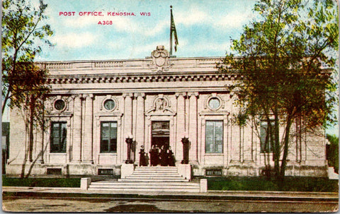 WI, Kenosha - Post Office, PO with people in doorway postcard - wk0184