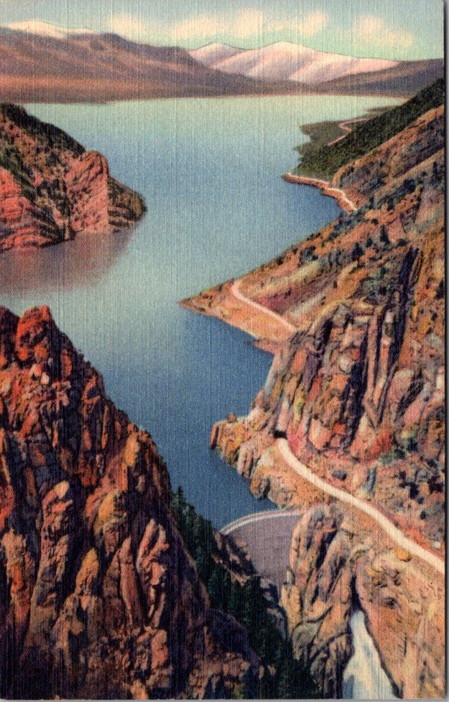 WY, YELLOWSTONE - Shoshone Dam and lake, Yellowstone Park postcard - wk0263