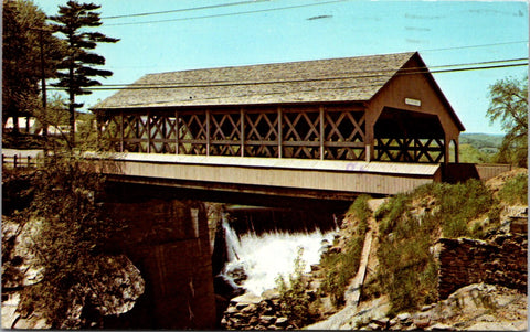 VT, QUECHEE - Covered Bridge postcard - WK0341