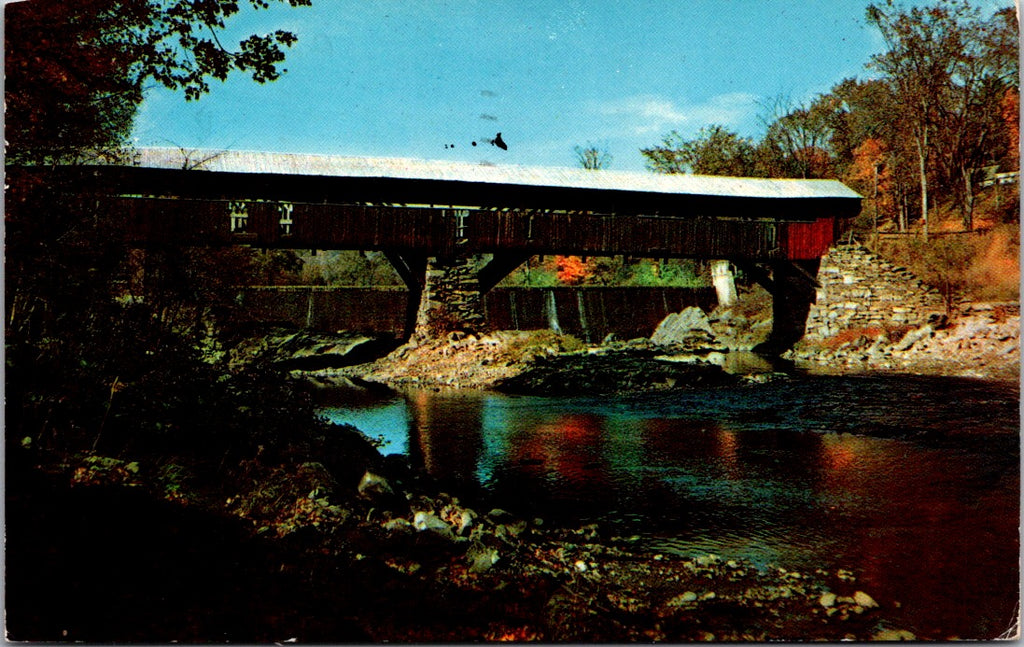 VT, TAFTSVILLE - Covered Bridge postcard - WK0348