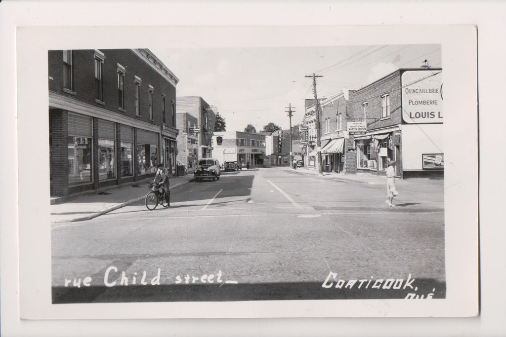 Canada - COATICOOK, QUE - rue Child Street with signs RPPC - F11031