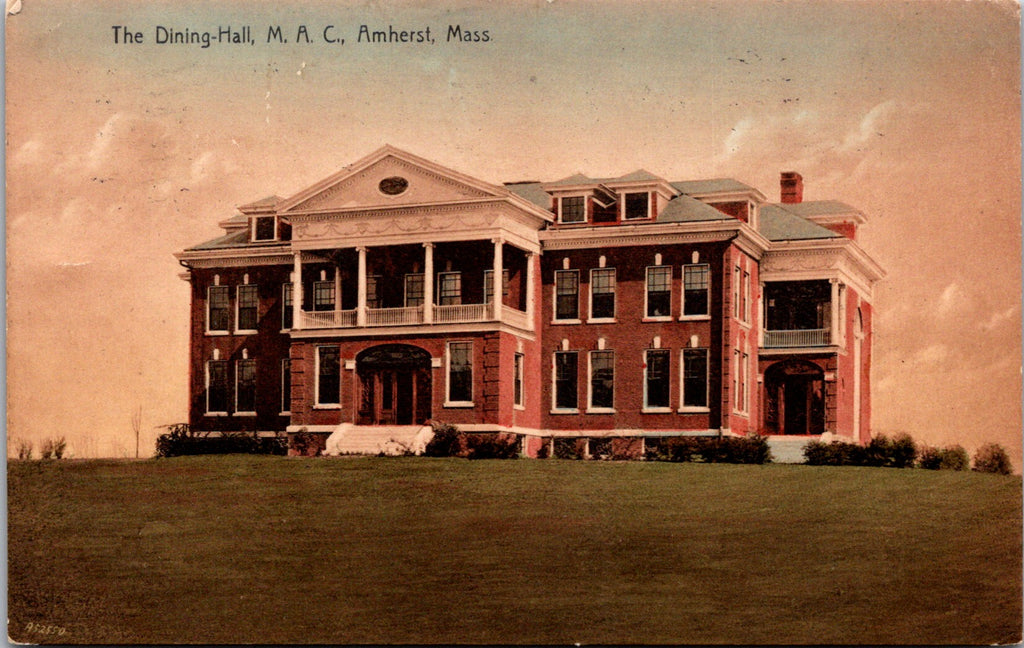 MA, AMHERST - M A C Dining Hall - vintage postcard - 2k1147