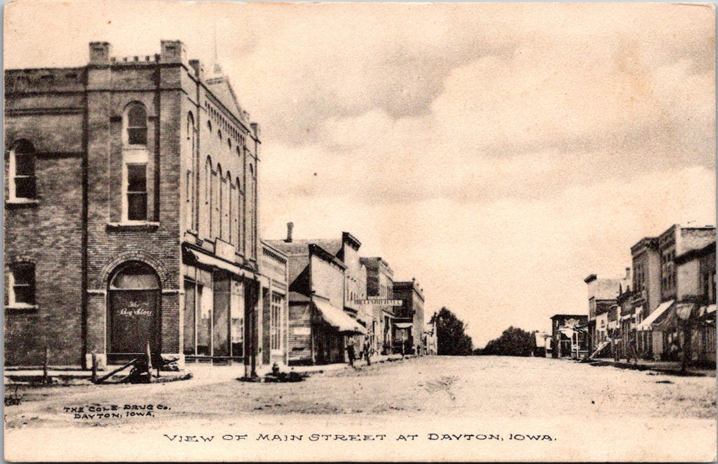 IA, Dayton - Main Street - The Cole Drug Co postcard - 2k0762