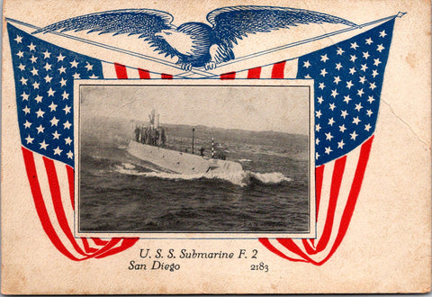 Ship Postcard - F2 Submarine - underway with men on top - 2k1369