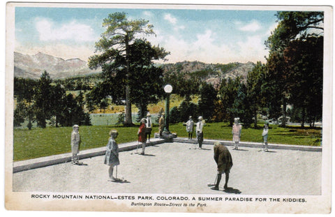 CO, Estes Park - Rocky Mountain National - kids playing game, croquet? - T00099