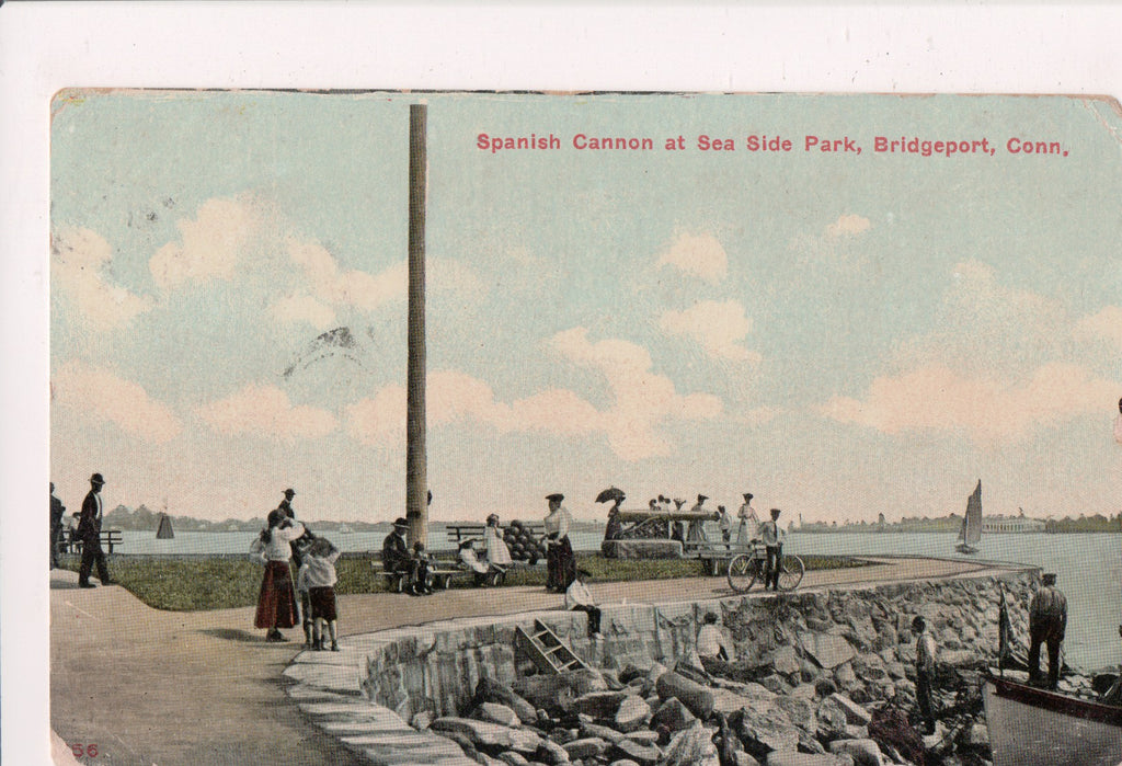 CT, Bridgeport - Sea Side Park, Spanish Cannon, people - 800609