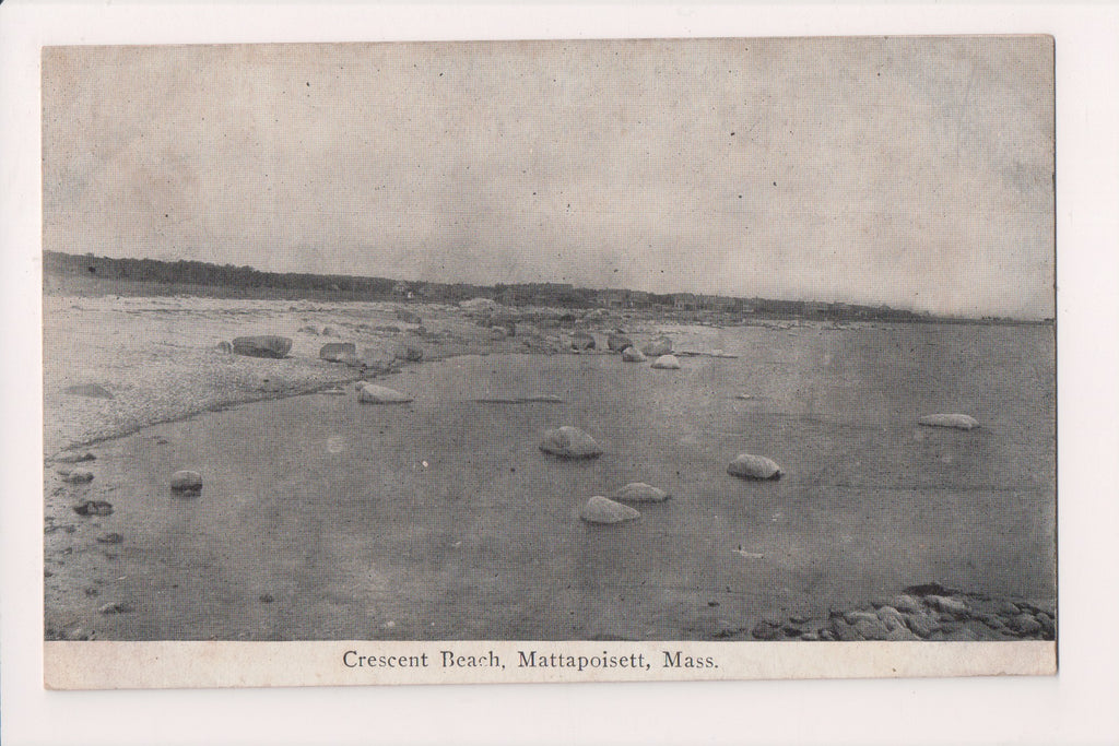 MA, Mattapoisett - Crescent Beach scene postcard - 801011