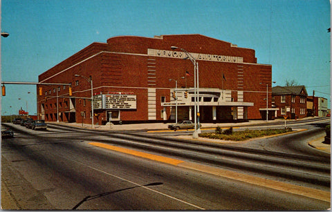 SC, Greenville - Memorial Auditorium postcard - A05039