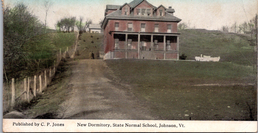 VT, JOHNSON - STATE NORMAL SCHOOL, new Dormitory postcard - A12147