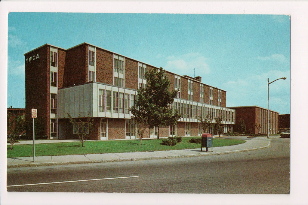 MA, Worcester - YWCA, corner mail box - A17063