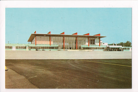 RI, WARWICK - Theodore Francis Green State Airport postcard - 800472