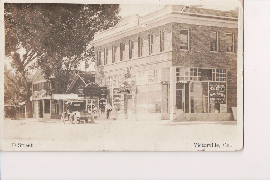 CA, VICTORVILLE - Vandever Hotel, Allen Fletcher real estate, PO, Kodak (original SOLD) B06219