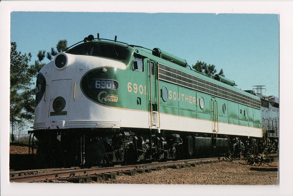 Train - Railroad Engine #6901 - Southern Crescent - B06256