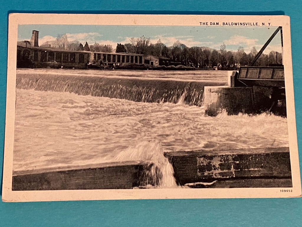 NY, Baldwinsville - The Dam postcard - B10184