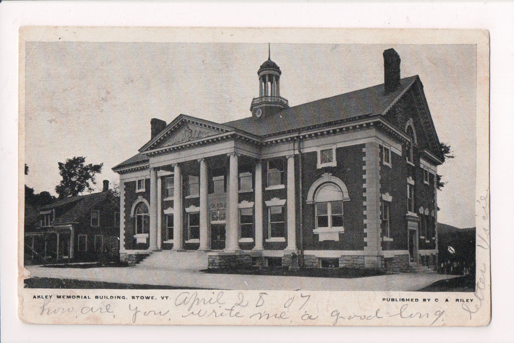 VT, STOWE - Akley Memorial Building @1907 postcard - C06266