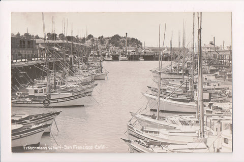 CA, SAN FRANCISCO - Fishermans Wharf, buildings - RPPC postcard - C06350
