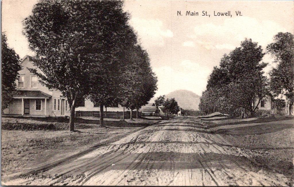 VT, LOWELL - N Main St - 1910 Geo E Curtis postcard - C17368