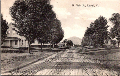 VT, LOWELL - N Main St - 1910 Geo E Curtis postcard - C17368