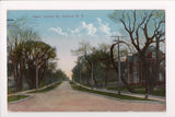 Canada - AMHERST, NS - Upper Victoria St - @1932 postcard - R00603