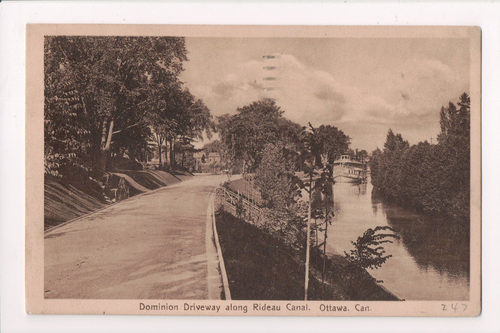 Canada - OTTAWA, ON - Dominion Driveway along Rideau Canal @1912 - w01912