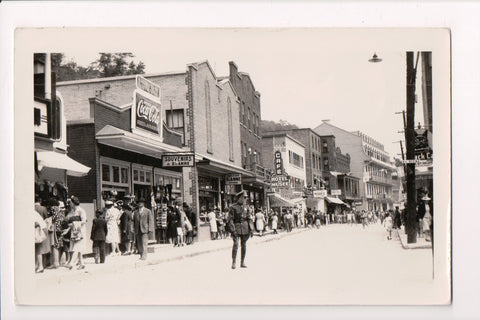 Canada - STE ANNE de BEAUPRE, QC - Street scene, people, stores RPPC - F11055