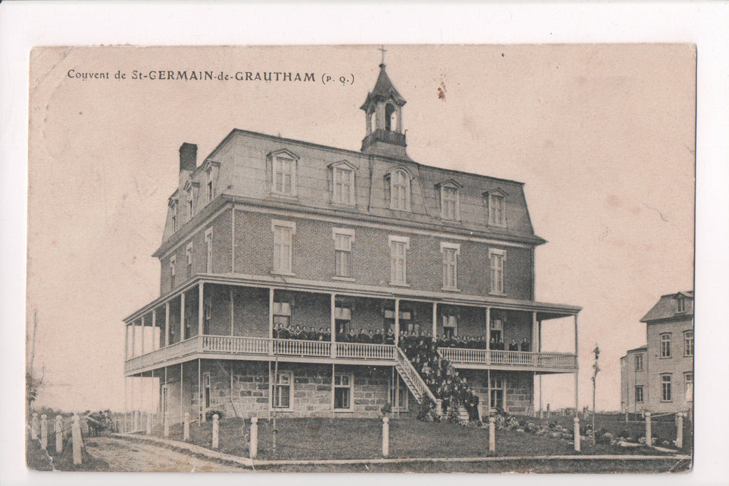 Canada - GRAUTHAM, QUE - Couvent de St Germain, with students - C06291