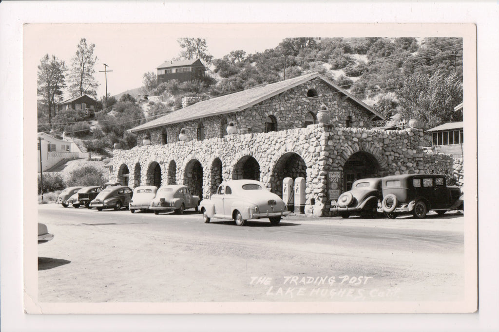 CA, LAKE HUGHES - The Trading Post, old cars (original SOLD) B17144