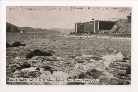 CA, San Francisco - Fort Point and Golden Gate postcard - w01450