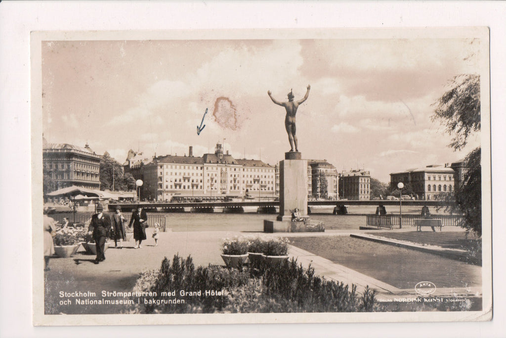 Foreign postcard - Stockholm Stromparterran Grand Hotel, Sweden RPPC - CR0459