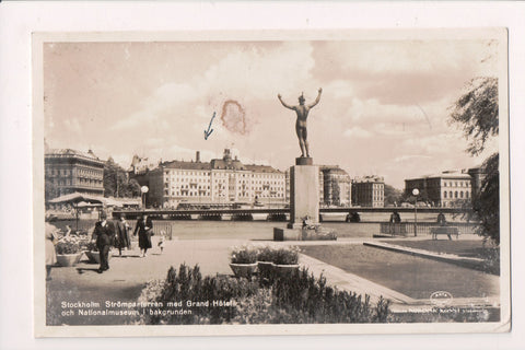 Foreign postcard - STOCKHOLM, Sweden Stromparterran Grand Hotel RPPC - CR0459