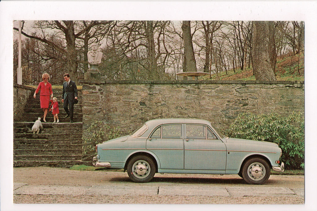 Car Postcard - 1225 FOUR DOOR SEDAN - VOLVO - R00964